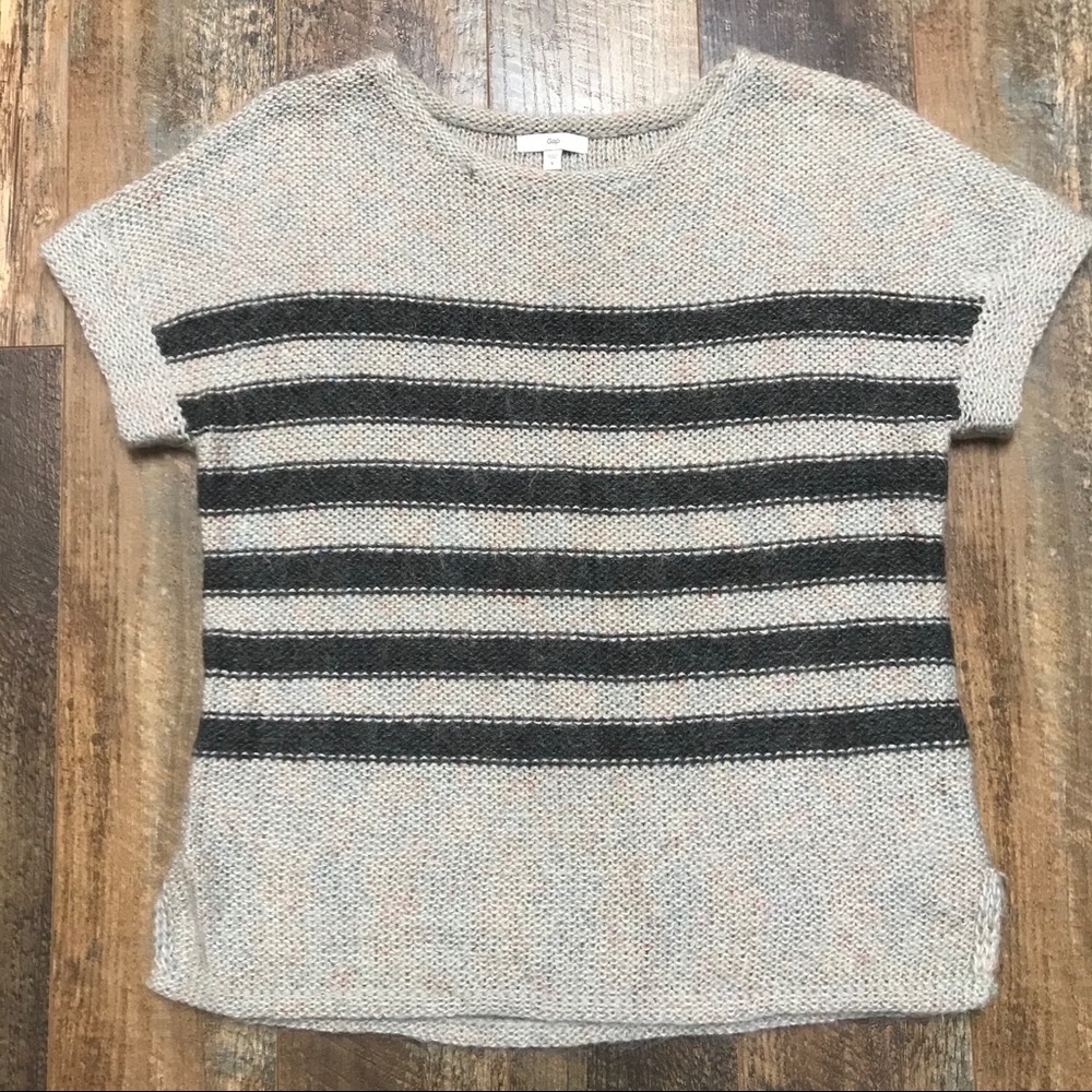 Gap short sleeved striped sweater small